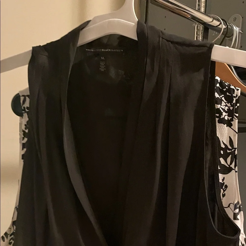 White House Black Market Women's Blouses - White and Black - Picture 8 of 12